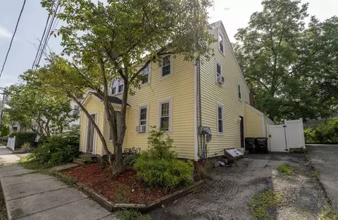 Exterior - 6 Spring St, Amesbury, MA 01913 photo 4 of 9