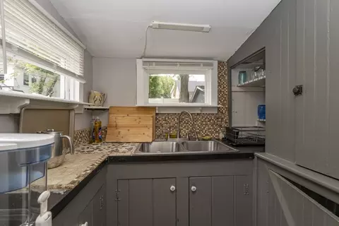 Kitchen - 6 Spring St, Amesbury, MA 01913 photo 5 of 6