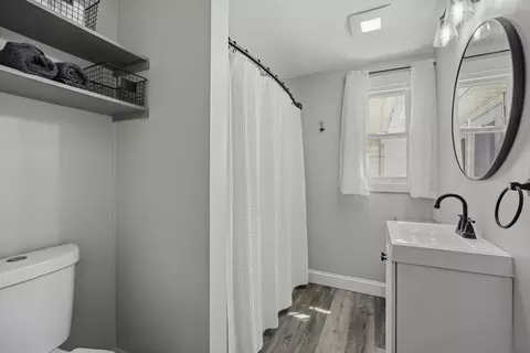 Bath - 140 Everett St, Easthampton, MA 01027 photo 1 of 2