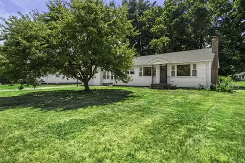 Exterior - 140 Everett St, Easthampton, MA 01027 photo 3 of 4