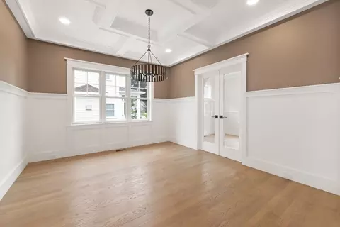 54 Hawthorn Ave, Needham, MA 02492 photo 11