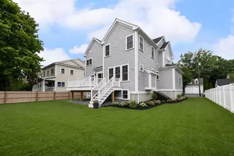 54 Hawthorn Ave, Needham, MA 02492 photo 33