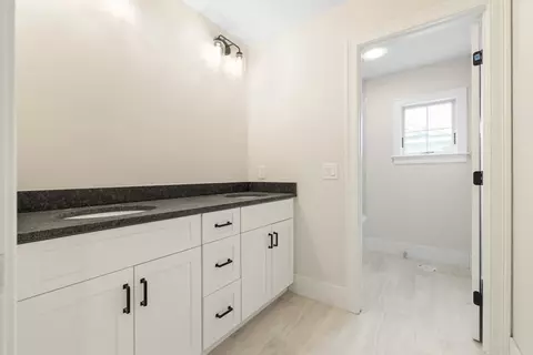 54 Hawthorn Ave, Needham, MA 02492 photo 26
