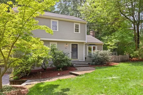 368 Acton Rd, Chelmsford, MA 01824