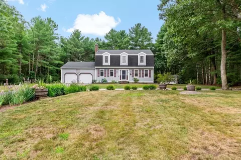 8 Peter Cooper Dr, Wareham, MA 02571 photo 3