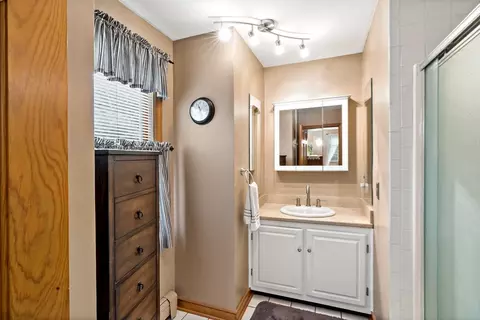 8 Peter Cooper Dr, Wareham, MA 02571 photo 26