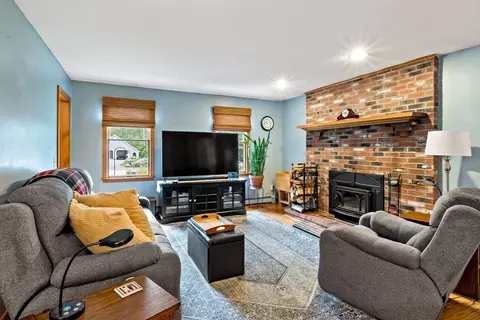 8 Peter Cooper Dr, Wareham, MA 02571 photo 15