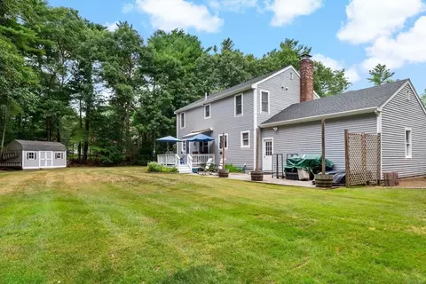 8 Peter Cooper Dr, Wareham, MA 02571 photo 5