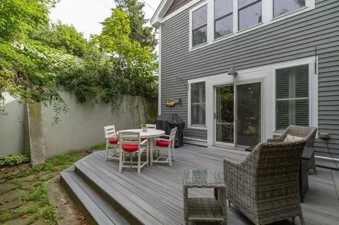 Exterior - 65 E Main St #3, Gloucester, MA 01930 photo 1 of 6
