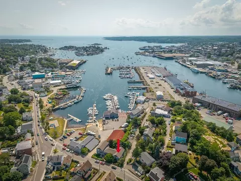 View/Area - 65 E Main St #3, Gloucester, MA 01930 photo 3 of 8