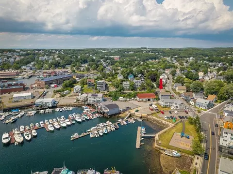 View/Area - 65 E Main St #3, Gloucester, MA 01930 photo 4 of 8