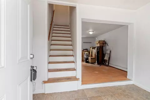 Entry Way - 49 Baker St, Gardner, MA 01440 photo 7 of 7