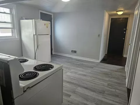 Entry Way - 761 Broadway, Everett, MA 02149 photo 1 of 1