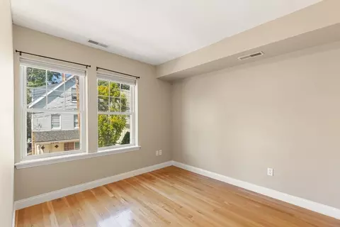 Bedroom - 30 Tufts Ave #B, Everett, MA 02149 photo 3 of 3