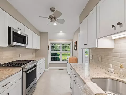 126 Audubon Dr #126, Acton, MA 01720 photo 3