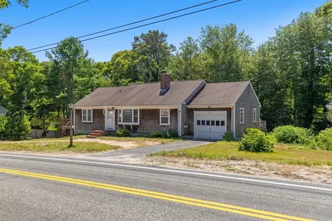 771 W Yarmouth Rd, Yarmouth, MA 02675