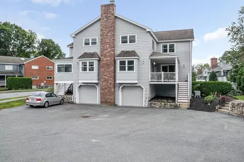 7 Carnation Cir #D, Reading, MA 01867 photo 2