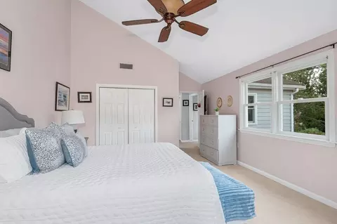 7 Carnation Cir #D, Reading, MA 01867 photo 13