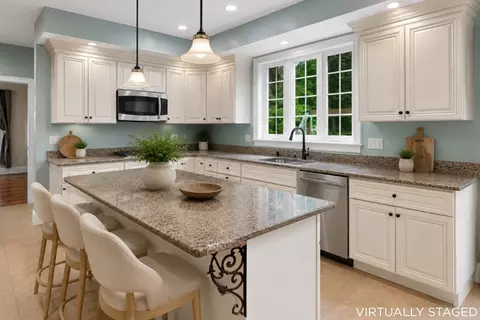 Kitchen - 184 Abbot St, Andover, MA 01810 photo 3 of 6
