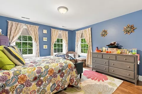 Bedroom - 184 Abbot St, Andover, MA 01810 photo 6 of 8