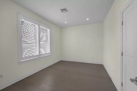 Bedroom - 180 Halsted Dr #180, Hingham, MA 02043 photo 4 of 4