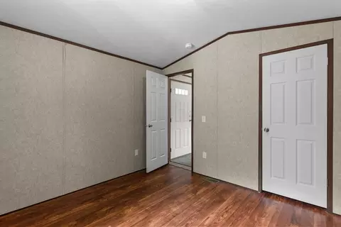 Bedroom - 11 Humes, Webster, MA 01570 photo 4 of 4