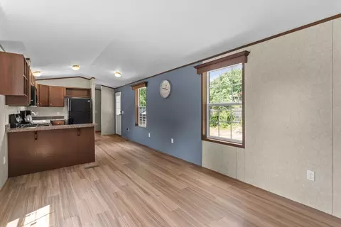 Living - 11 Humes, Webster, MA 01570 photo 2 of 2