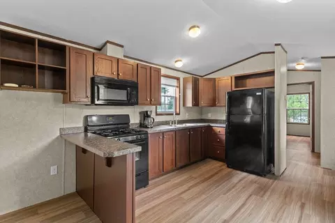 Kitchen - 11 Humes, Webster, MA 01570 photo 2 of 4
