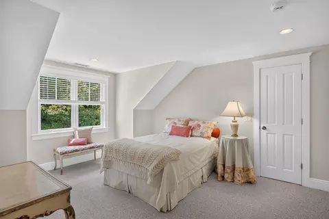 Bedroom - 160 Main St, Wellfleet, MA 02667 photo 4 of 6
