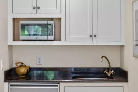 Kitchen - 160 Main St, Wellfleet, MA 02667 photo 4 of 4