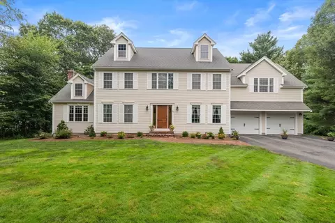 80 Northridge Dr, East Bridgewater, MA 02333