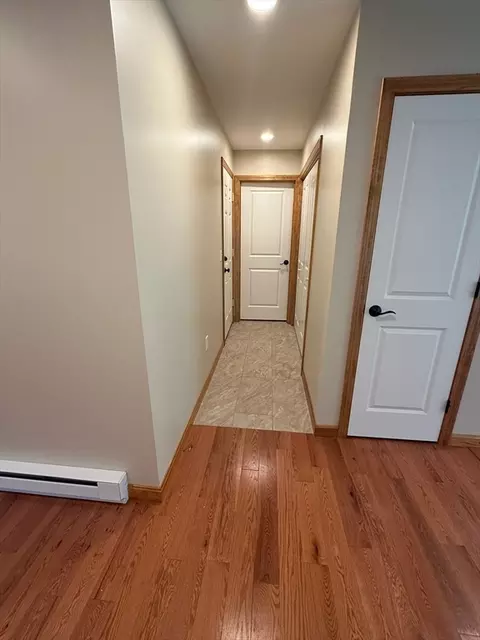 Entry Way - 12 Ward Ave, Easthampton, MA 01027 photo 2 of 4
