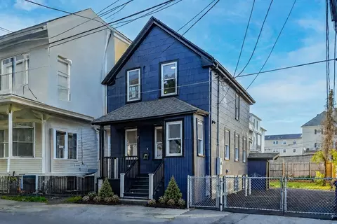 17 Scott St, New Bedford, MA 02744