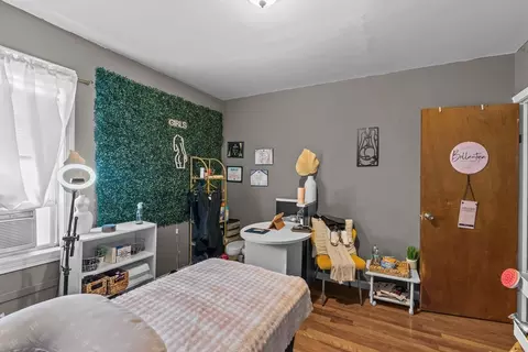Bedroom - 554 Third St, Fall River, MA 02721 photo 4 of 10