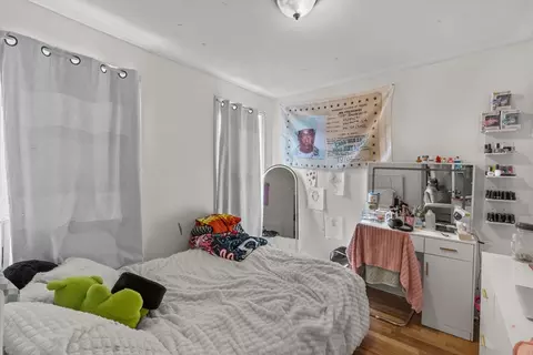 Bedroom - 554 Third St, Fall River, MA 02721 photo 2 of 10