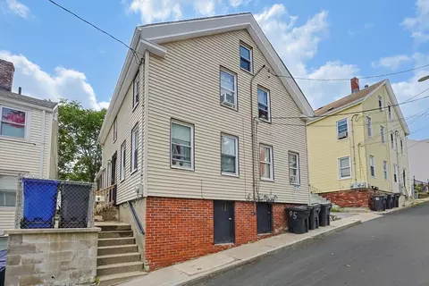 6 Howell Ct # -8, Chelsea, MA 02150
