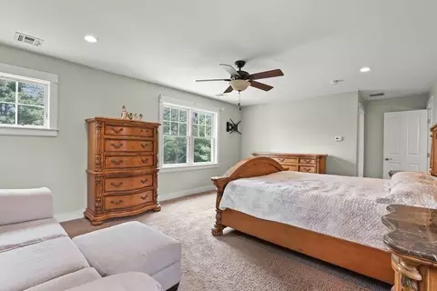 Bedroom - 10 Pond Edge Trl, Wareham, MA 02571 photo 1 of 6