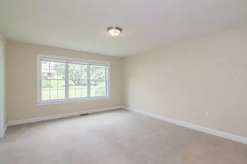 Bedroom - 20 Bridge Rd #33, Florence, MA 01062 photo 2 of 8