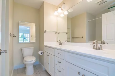 Bath - 20 Bridge Rd #33, Florence, MA 01062 photo 1 of 4