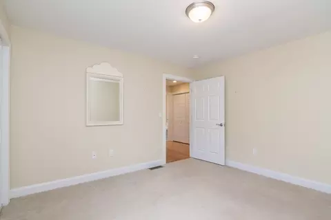 Bedroom - 20 Bridge Rd #33, Florence, MA 01062 photo 4 of 8