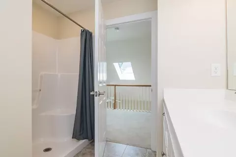 Entry Way - 20 Bridge Rd #33, Florence, MA 01062 photo 4 of 4