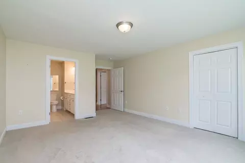 Bedroom - 20 Bridge Rd #33, Florence, MA 01062 photo 3 of 8