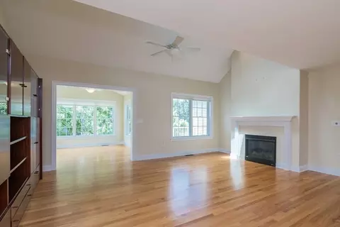 Living - 20 Bridge Rd #33, Florence, MA 01062 photo 2 of 4