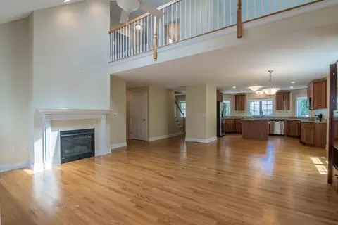Living - 20 Bridge Rd #33, Florence, MA 01062 photo 3 of 4