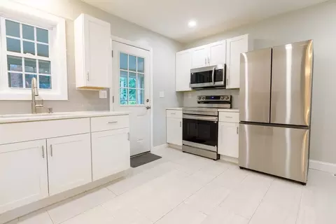 Kitchen - 22 Lakeside Ave, Webster, MA 01570 photo 2 of 2