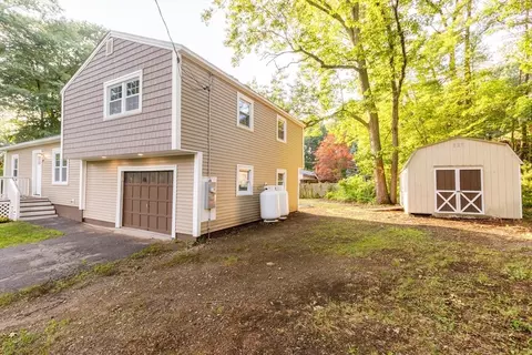 Exterior - 22 Lakeside Ave, Webster, MA 01570 photo 3 of 6
