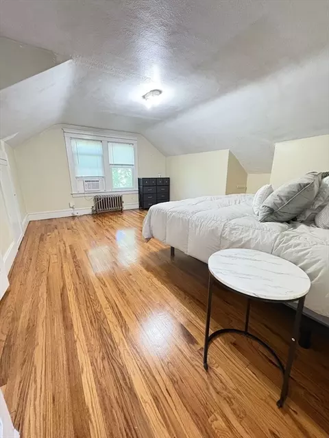 Bedroom - 110 Darling St, Springfield, MA 01151 photo 1 of 2