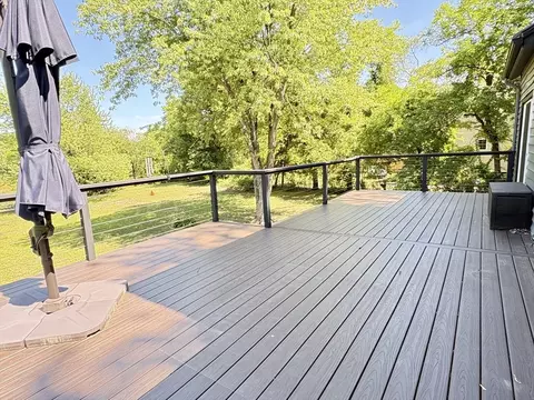 Exterior - 110 Darling St, Springfield, MA 01151 photo 5 of 8