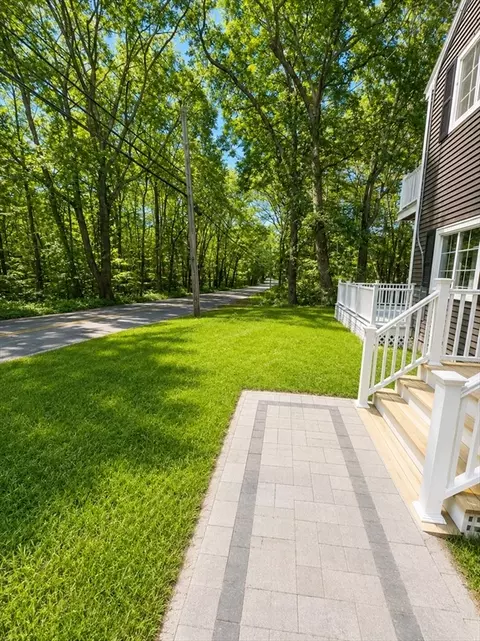Exterior - 198 Uxbridge Rd, Sutton, MA 01590 photo 4 of 4