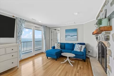 Living - 67 Surfside Rd, Scituate, MA 02066 photo 5 of 5